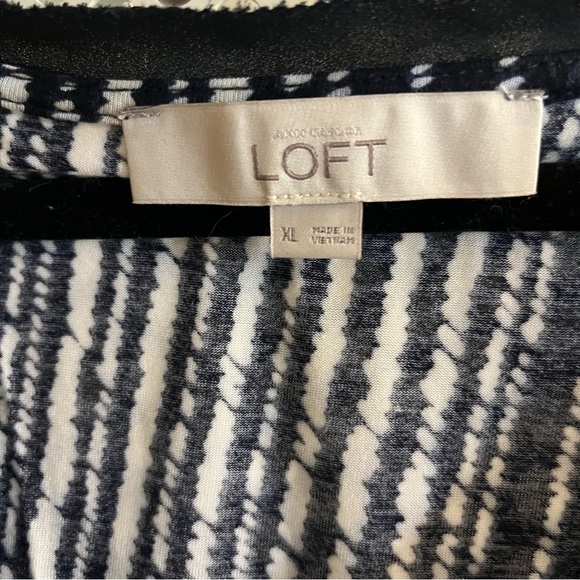 Ann Taylor Loft Sleeveless Top Size XL Black and White - Picture 5 of 7